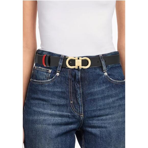 Salvatore Ferragamo Womens Adjustable Reversible Leather Belt Black Red Gold - Picture 2 of 6